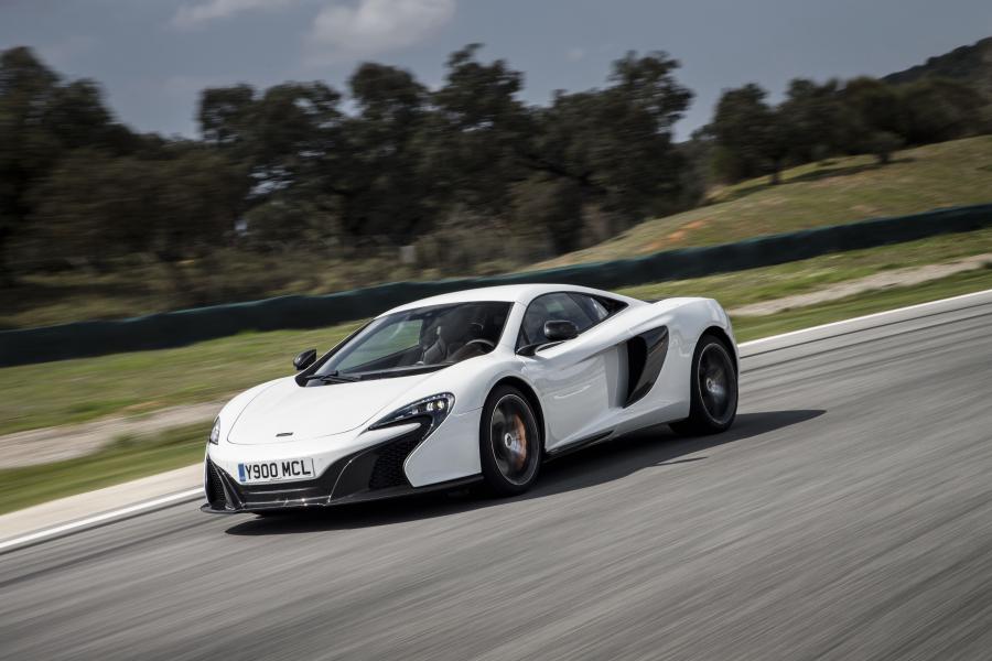  McLaren 650S 2014 года  (фото 15 из 30)